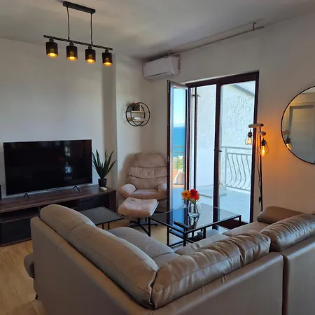 Apartment Sunrise - Free Private Parking