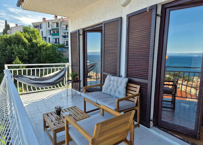 Sunrise - Free Private Parking *