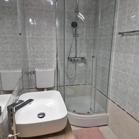 Sunrise - Free Private Parking 奥帕提亚