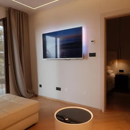 Sunrise - Free Private Parking