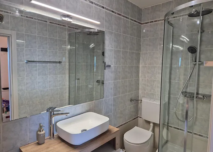 Sunrise - Free Private Parking Apartment Opatija