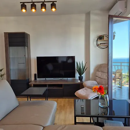 Sunrise - Free Private Parking Apartmán